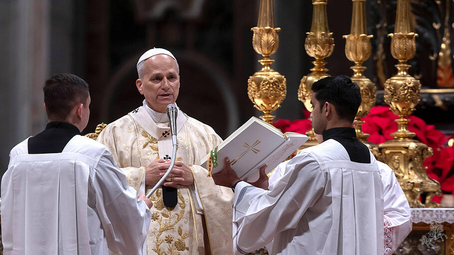 Papst Leo bei seiner Predigt am Weihnachtsmorgen im Petersdom