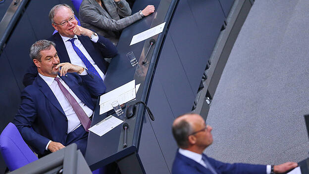 Söder, Merz