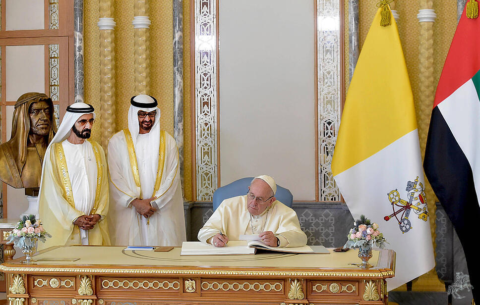 Pope Francis visits United Arab Emirates Welcome ceremony for the visiting Pope Francis at the UAE presidential palace i