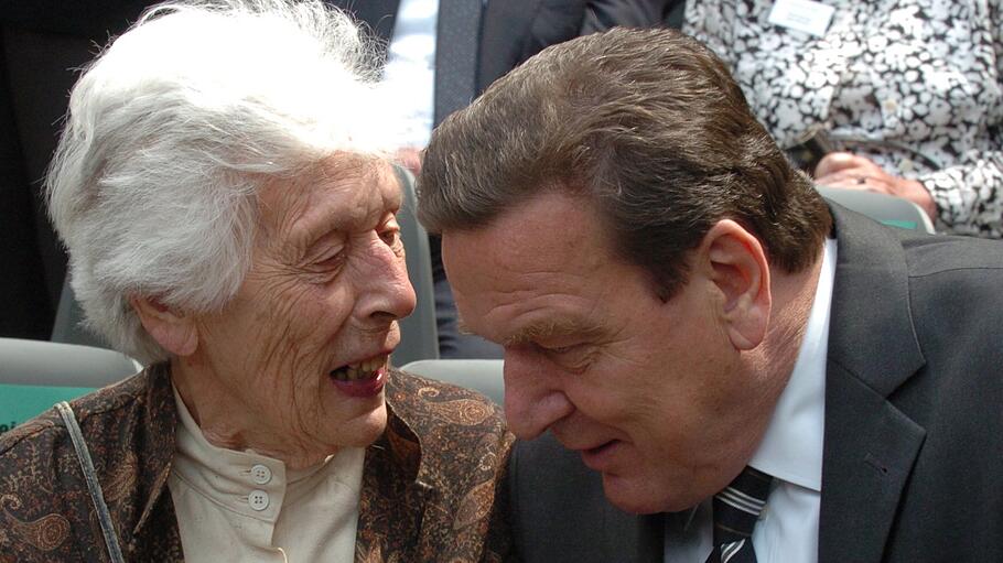 Gedenkfeier 20. Juli : Freya Gräfin von Moltke, Witwe des 1945 hingerichteten Mitbegründers des "Kreisauer Kreises"