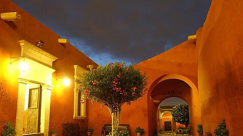 Abendbesuch im Kloster Santa Catalina