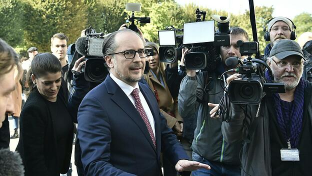 Alexander Schallenberg, Bundeskanzler Österreichs auf seinem Weg zur "Angelobung"