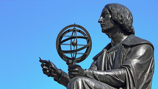 Nikolaus Kopernikus Statue in Warschau