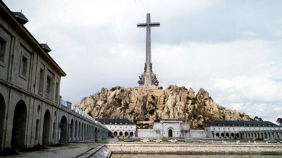 Grabstätte des Ex-Diktators Franco soll restauriert werden