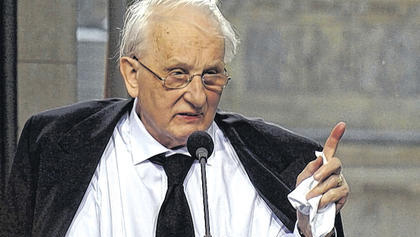 Rolf Hochhut, der Dramatiker.