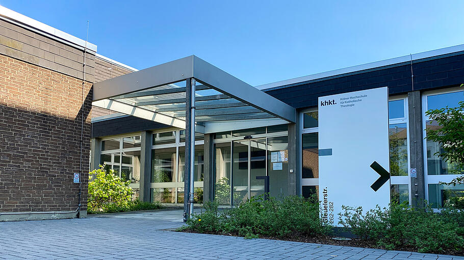 Kölner Hochschule für Katholische Theologie zieht mehr Magisterstudenten an