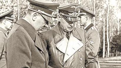 NS-Diktator Adolf Hitler und Reichsaußenminister Joachim von Ribbentrop