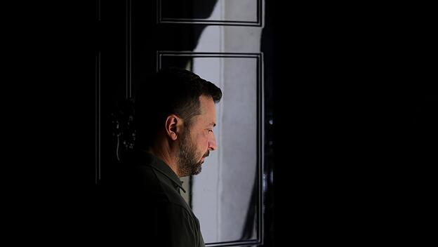 Selenskyj ist auch an das Recht seines Landes gebunden