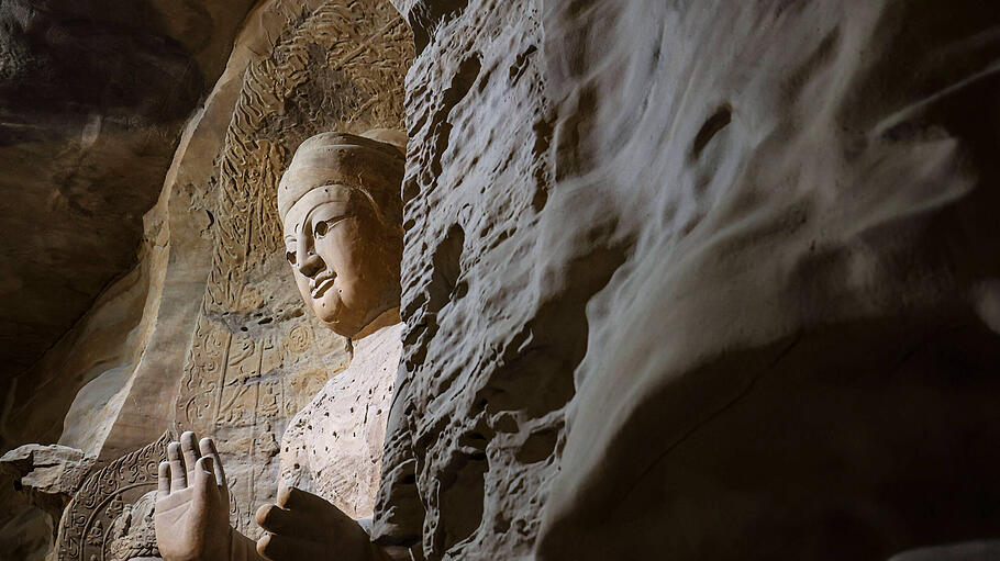 Buddha -Statue in der Yungang Grotte