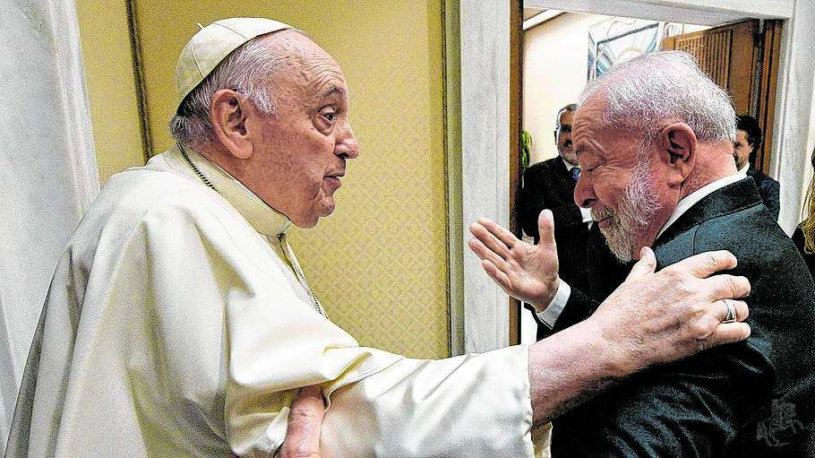 Papst Franziskus und der brasilianische Präsident Luiz Inacio Lula da Silva