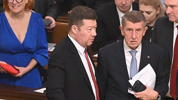 Tomio Okamura (links) und der tschechische Ministerpr&auml;sident Andrej Babis