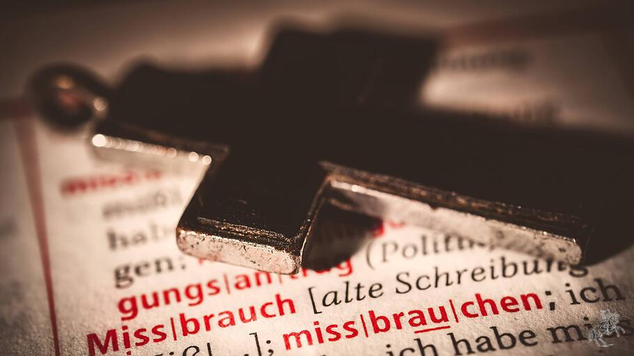 Keine Hinweise auf kirchliche Täternetzwerke ritueller Gewalt
