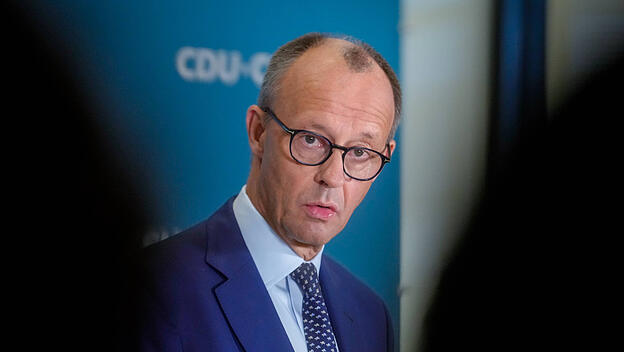 Merz kann nur hoffen, dass es genug Wähler gibt, die die Randparteien von links und rechts stark genug verabscheuen