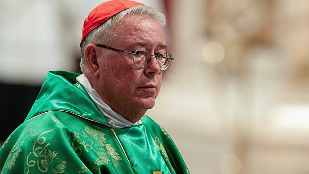 Kardinal Hollerich: "Wenn Mehrheit der Gläubigen einen Bischof ablehnt, muss er gehen."