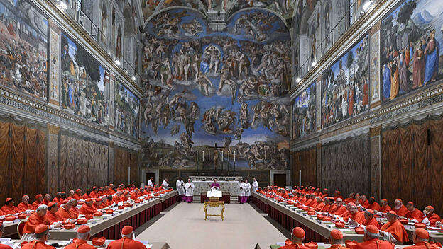 Kardinäle beim Konklave