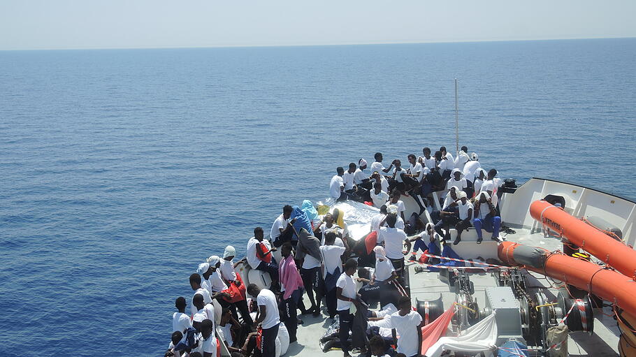Flüchtlingsrettung im Mittelmeer