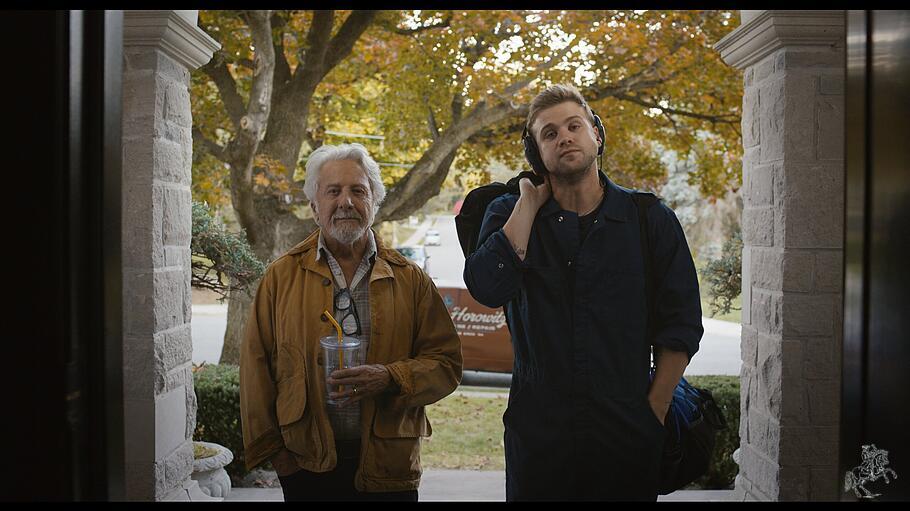 Der alte Meister Harry Horowitz (Dustin Hoffman) und sein Proteg&eacute; Niki White (Leo Woodall): Mit seinen 88 Jahren kann Hoffman auf eine 60-j&auml;hrige Filmkarriere zur&uuml;ckblicken, denkt aber offenbar nicht ans Aufh&ouml;ren.