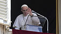 Papst Franziskus hält Angelusgebet