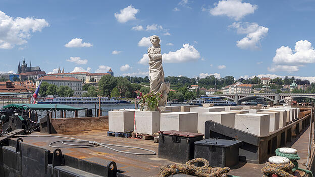 Wird die Prager Mariensäule am Altstädter Ring wieder erstehen?