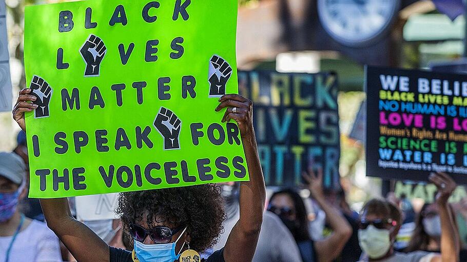 Black-lives-matter Demonstrant