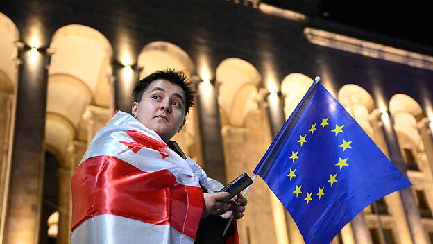 Demonstrant in der georgischen Hauptstadt