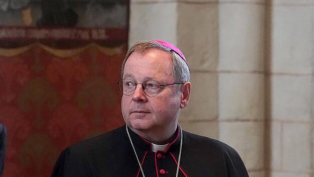 Bätzing kritisiert fünf Bischöfe