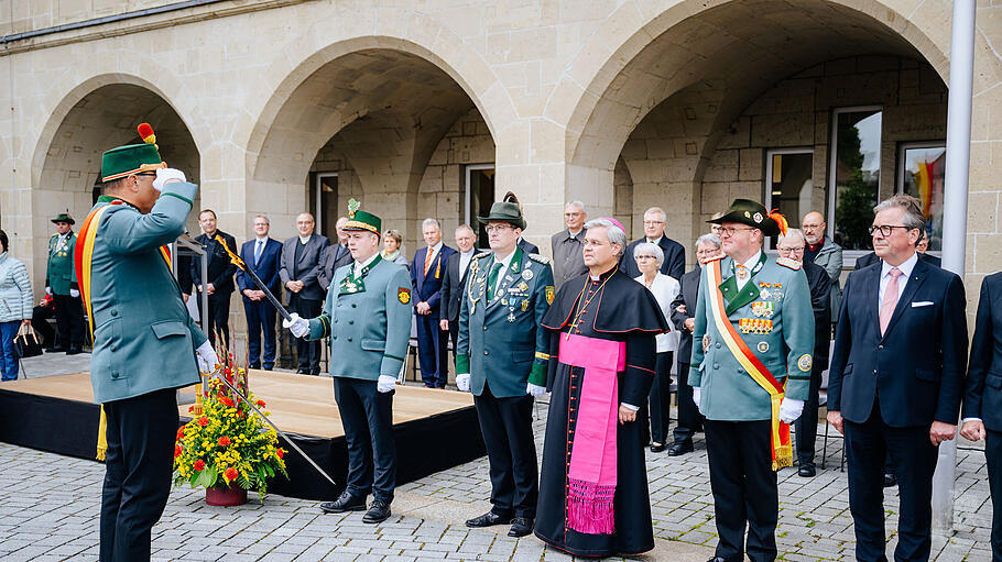 Großer Zapfenstreich