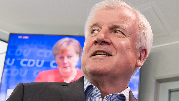 Horst Seehofer, Angela Merkel