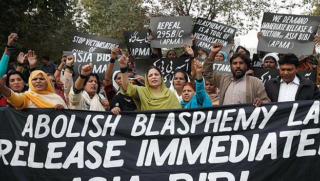Asia Bibi hat Pakistan verlassen