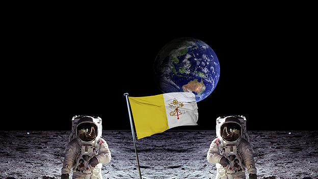 Astronauts Moon Landing Earth