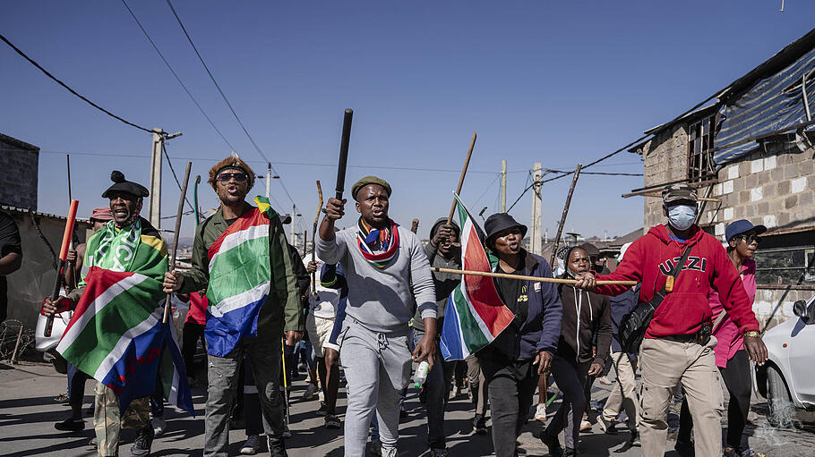 Gewaltsamen Ausschreitungen gegen Migranten in Johannesburg