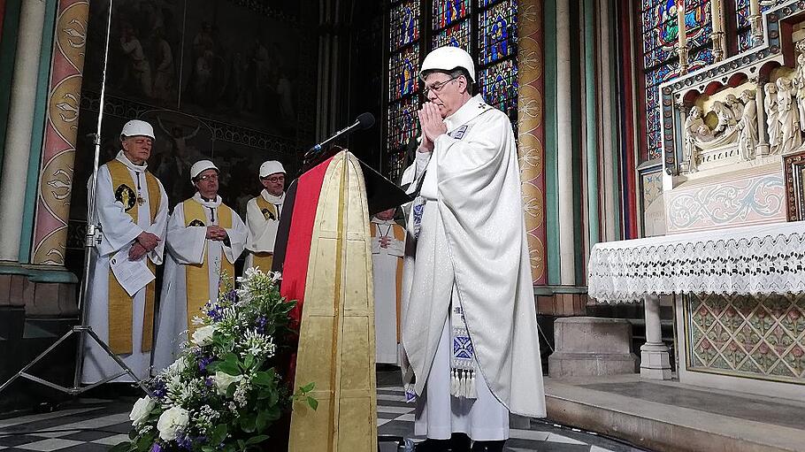 Erzbischof Michel Aupetit zelebrierte erste Messe nach Großbrand in Notre-Dame