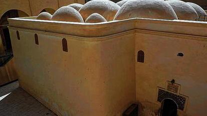 Kloster der Heiligen Jungfrau von Deir al-Muharraq