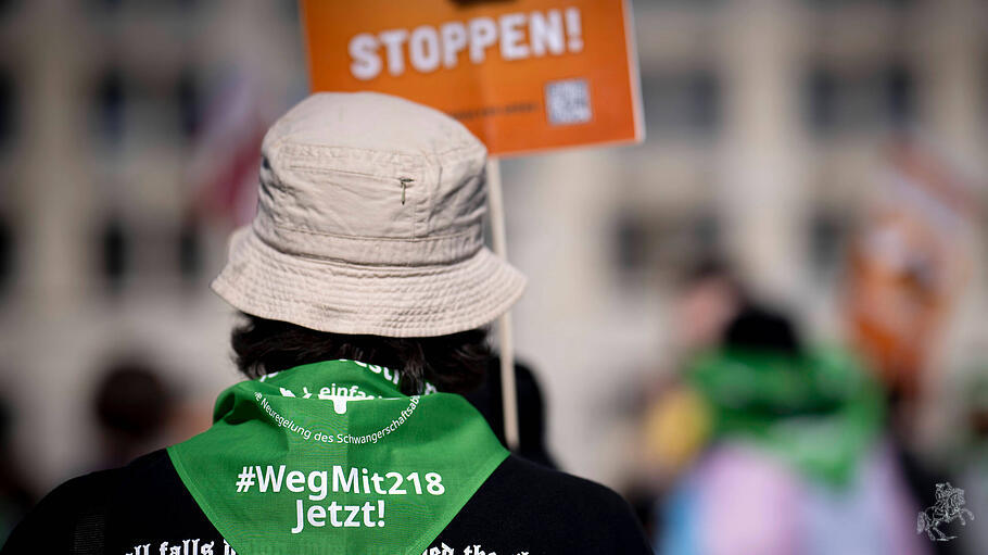 Abtreibungsbefürworter demonstrieren in Berlin