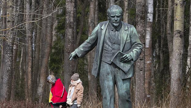 Kommunisten feiern 150 Jahre Revolutionsführer Lenin