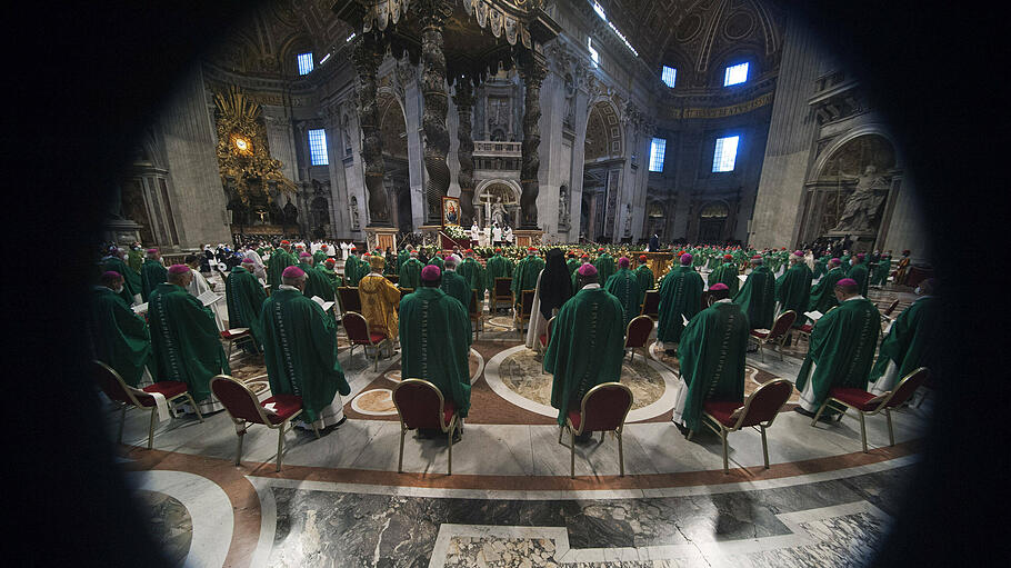 Messe im Petersdom zum Start der Weltsynode