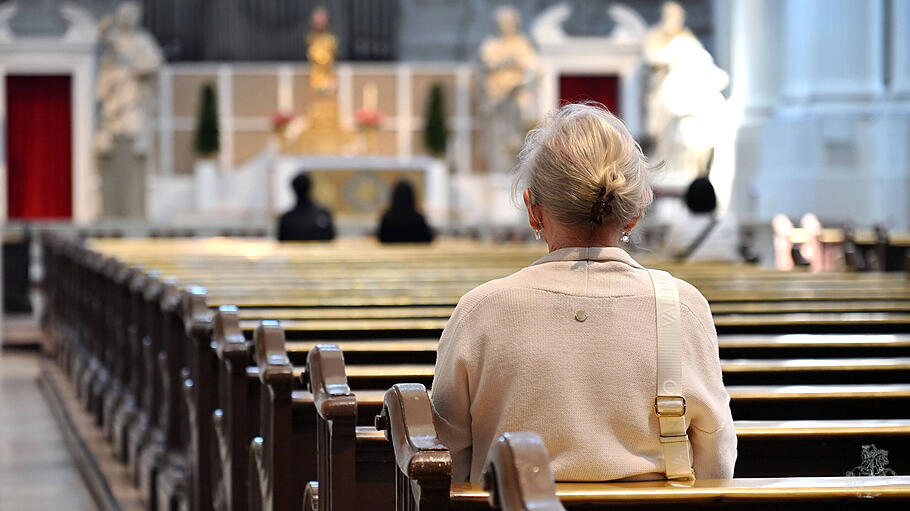 Themenfoto Kirchenaustritte