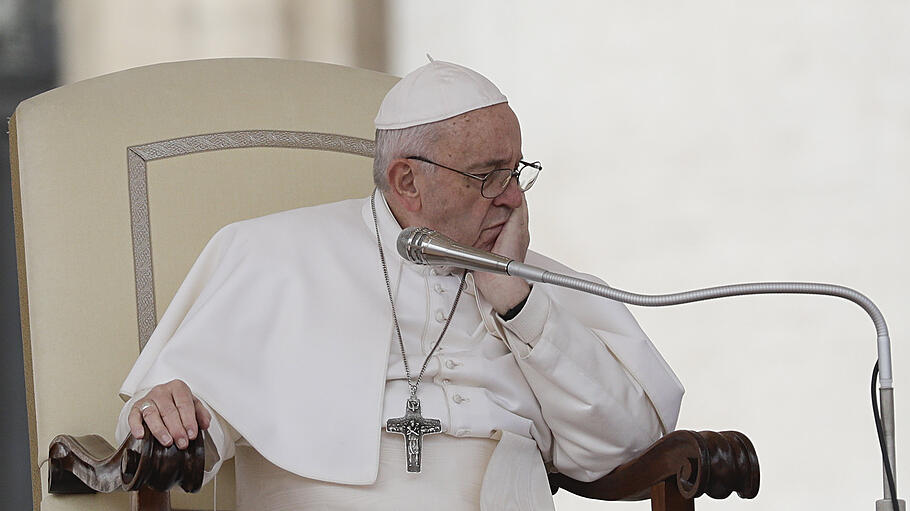 Motu Proprio: Papst Franziskus erlässt neue Normen zum Kinderschutz