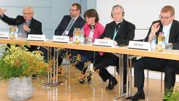 Hilfswerk Renovabi: Podiumsdiskussion zum Kongress