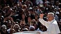 Papst Leo auf dem Petersplatz
