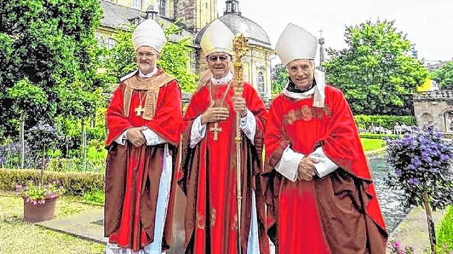 Bischof Gregor Maria Hanke OSB, Bischof Heinz Josef Algermissen und Abtprimas Notker Wolf OSB.