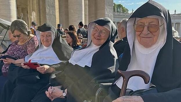 Die Nonnen von Goldenstein auf ihrem Kurztrip nach Rom