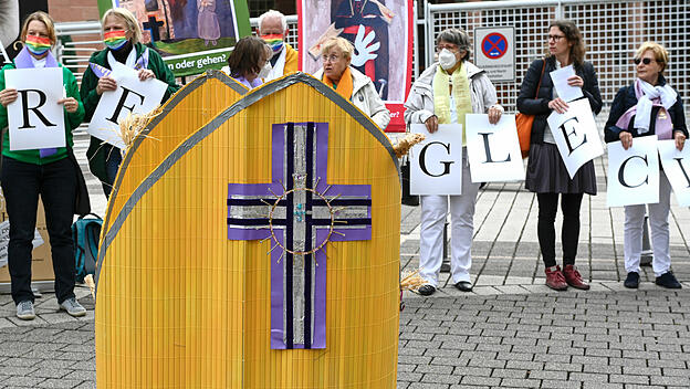Protestaktion beim Synodalen Weg