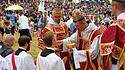 Bei der Wallfahrt nach Chartres werden die Gottesdienste im Tridentinischen Ritus gefeiert