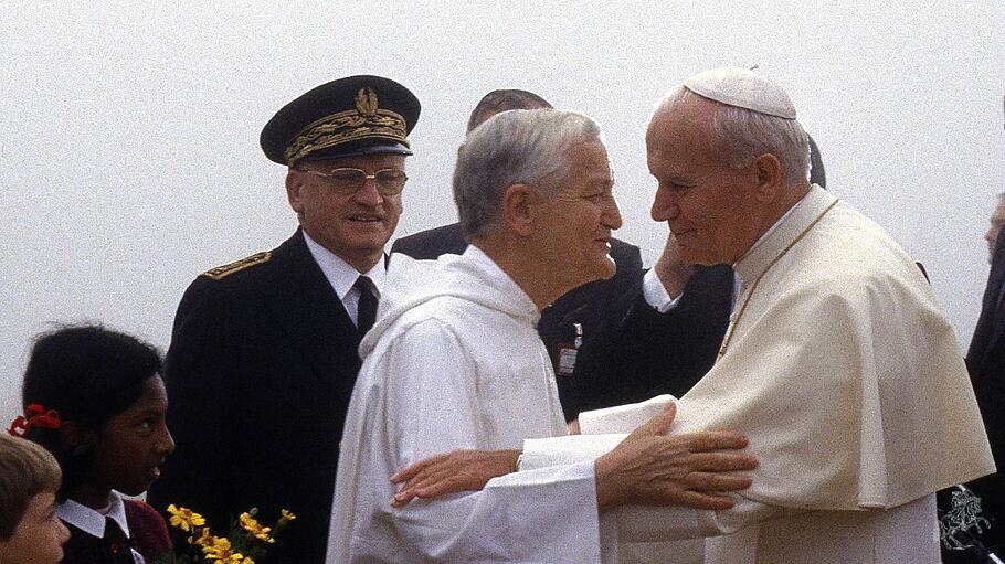 Fr&egrave;re Roger und Johannes Paul II.