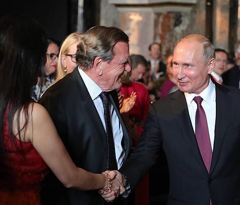 Putin schlägt Schröder als Vermittler vor