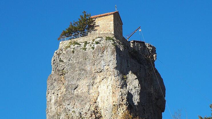 Katskhi Felsen in Georgien