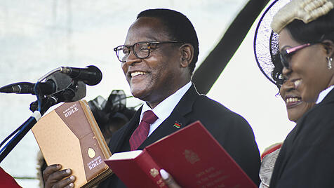 Oppositionsführer Chakwera gewinnt Wahlen in Malawi