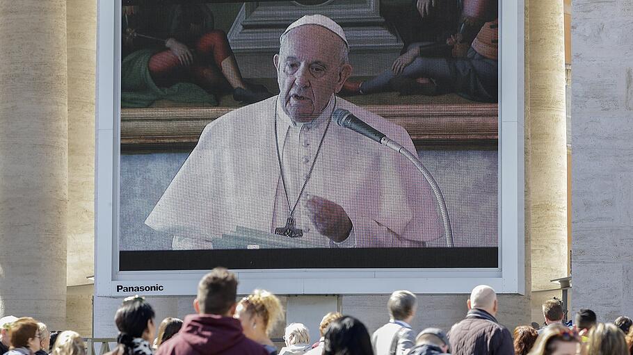 Umgang des Papstes mit dem Coronavirus