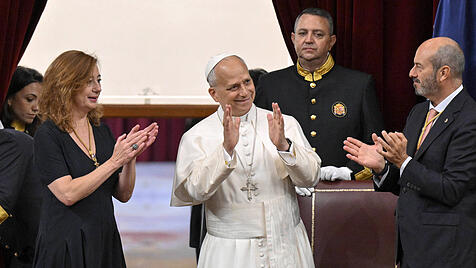 Papst Leo XIV. im spanischen Parlament